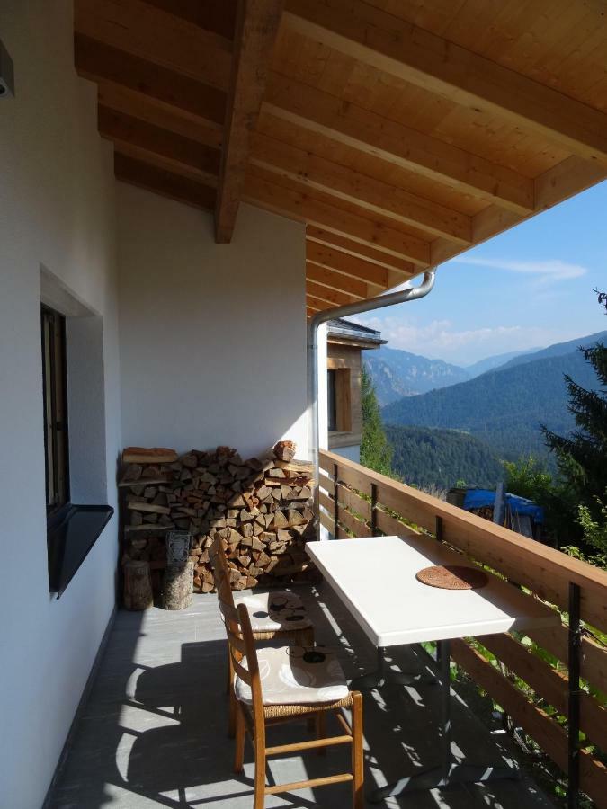 Mira Selva Villa Trin Luaran gambar