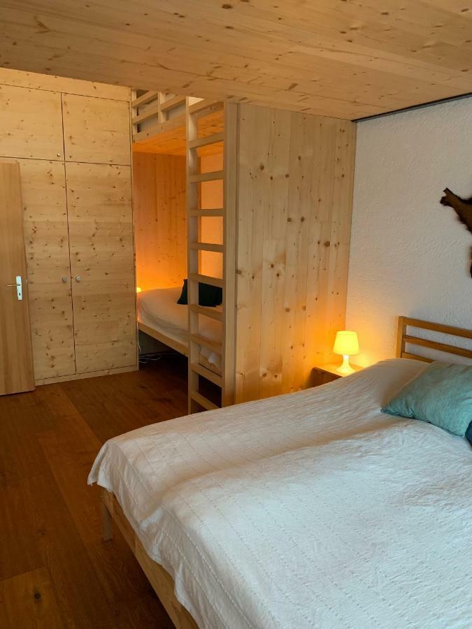 Mira Selva Villa Trin Luaran gambar